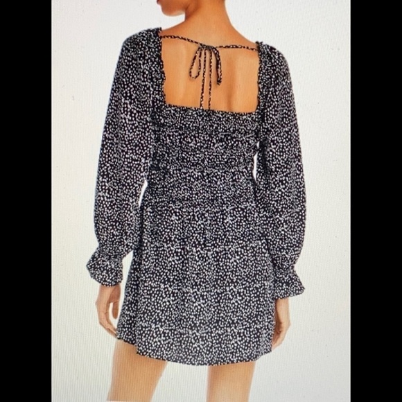 REDUCED Lucy Paris Gathered Floral Print Dress Sz M NWT - Picture 2 of 5